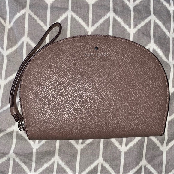 Kate Spade ♠️ Light Walnut Wristlet - Picture 4 of 6